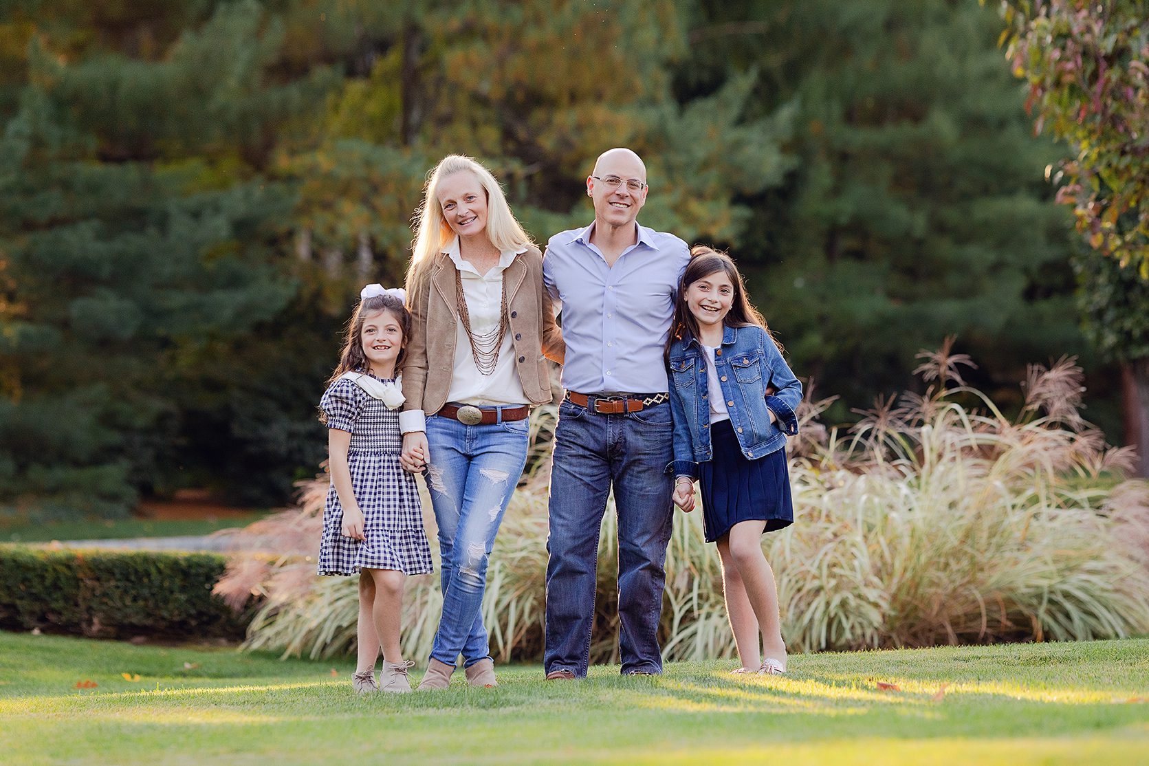NJ Photography Family portrait with parents and two daughters